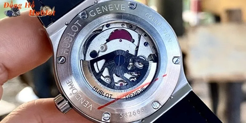 Bộ máy Hublot fake không đạt mức độ tinh xảo